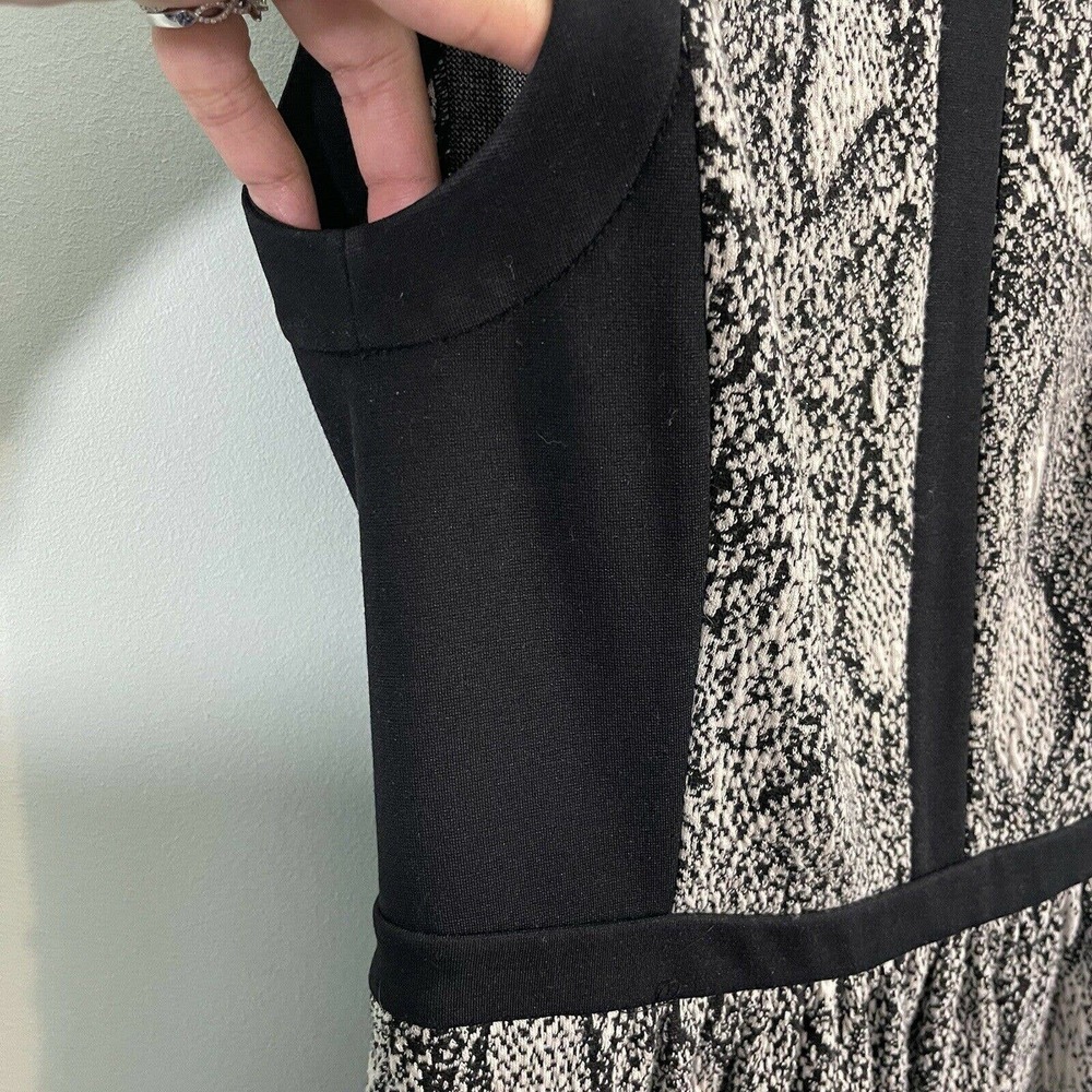 Rebecca Taylor Women's Textured Snakeskin Fit & Flare Dress Size 2 - Picture 5 of 10